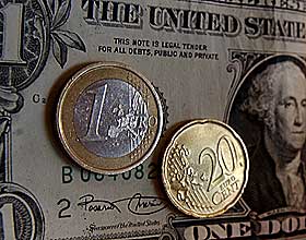SVAK DOLLAR: Det er valutafordeler � hente n�r du handler med amerikanske dollar.