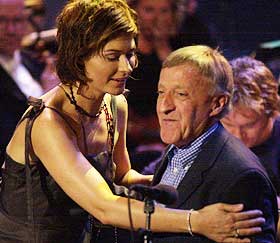 IRSK INNSLAG: Sissel har lenge samarbeidet med irske The Chieftains. Her representert ved Paddy Moloney.