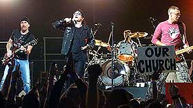 BESTE LIVE-BAND: Leserne av Rolling Stone mener U2 er best live. Og s� er de beste band. Og har laget det beste albumet. Og lista fortsetter...