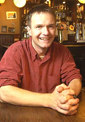 ...Frode �verlis Pondus ble store etter at de ble fast inventar i Dagbladets spalter. 