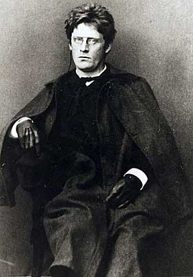 UNG MANN: �Hamsun. Svermeren� er f�rste bind i Ingar Sletten Kolloens biografi om Knut Hamsun. 
