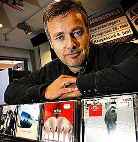 A-HA-EKSPERT: Jan Omdahl lanserte i dag sin nye biografi om bandet.