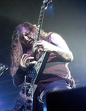 LEGENDARISK: Er du glad i hardrock kommer du ikke utenom Dimebag Darrell og bandene han spilte i, Pantera og Damageplan.