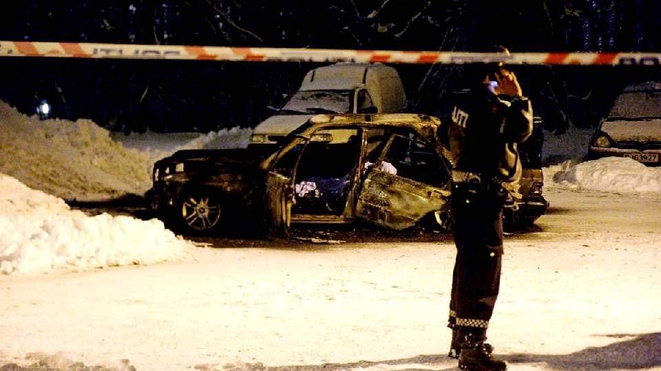 FUNNET DREPT I BRENNENDE BIL: I denne utbrente bilen p� Haugerud i Oslo ble Mohammed �Jeddi� Javed funnet drept 19. januar i fjor. Foto: John T. Pedersen