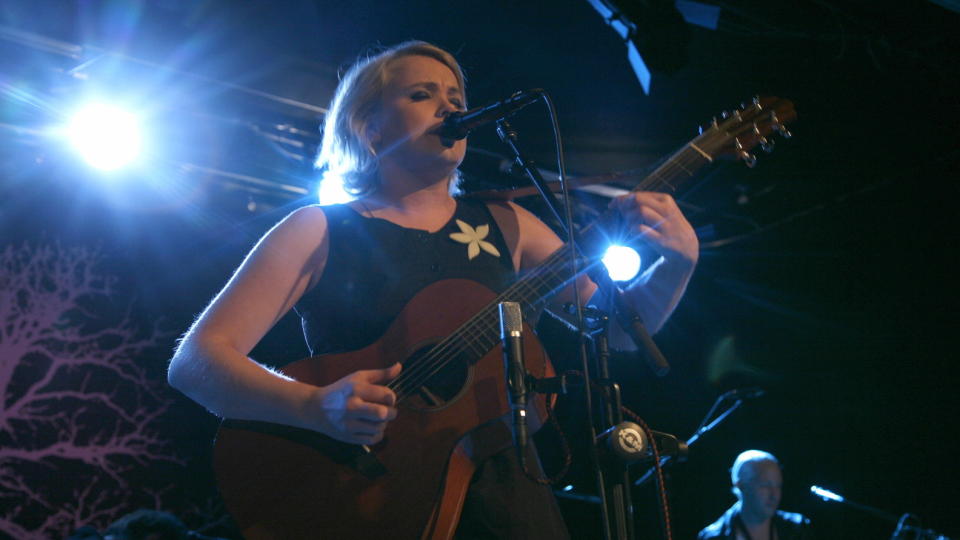 SYNGER FOR HAITI: Artist Ane Brun er en av de mange norske artistene som opptrer i operaen f�rstkommende s�ndag.
Foto: Tom E. �sthuus, Dagbladet