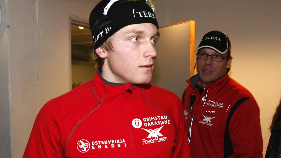 SK�YTE-ISFRONT: H�vard B�kko sier landslagets assistenttrener Johann Olav Koss ikke engang sier �morn� til ham ved frokostbordet. 
Foto: Cornelius Poppe, Scanpix