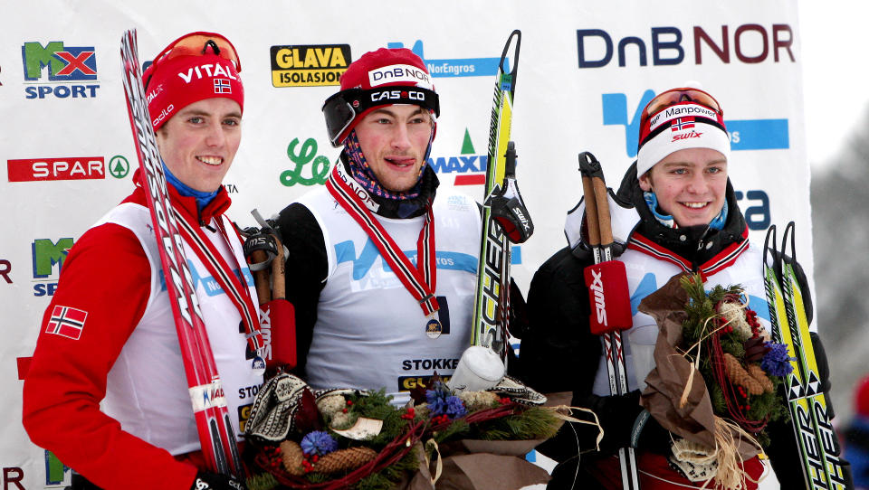 MEDALJEVINNERNE: Petter Northug vant 15 km fri teknikk menn under NM p� ski i Stokke torsdag. P� pallen (f.v) nr.2  Ronny Hafs�s, nr.1 Petter Northug og nr.3 Sjur R�the.
Foto: Gorm Kallestad / Scanpix