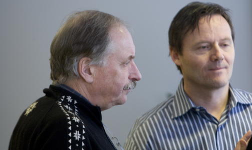 BER TOPPIDRETTSJEFEN GRIPE INN: Jarle Aamb� har f�tt klar beskjed fra B�kko, han vil ha Olympiatoppens Johan Kaggestad tilbake p� bekostning av Koss. Foto: Morten Holm / SCANPIX