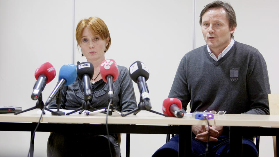 NEI TIL B�KKO-KRAV: President Vibecke S�rensen i Norges sk�yteforbund og toppidrettsjef Jarle Aamb� sier det ikke er aktuelt � gj�re endringer i st�tteapparatet rundt sk�ytelandslaget n�. H�vard B�kko sier han vil trekke seg fra landslaget om Johann Olav Koss ikke blir fjernet i kveld. Foto: Stian Lysberg Solum, Scanpix
