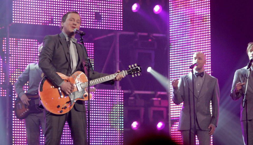 KOM P� FEMTEPLASS I BREKSTAD: Men det var en god femteplass for Johnny Hide, mest kjent som vokalist i Number Seven Deli. N� f�r en ekstrasjanse i Melodi Grand Prix. Foto: Tom E. �sthuus/ Dagbladet