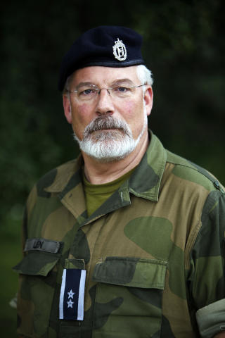TALSMANN: Oberstl�ytnant John Espen Lien bekrefter overfor Dagbladet at en soldat er drept. Foto: Forsvaret