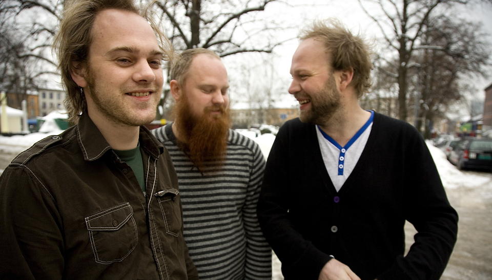 JAGA, VED TRE AV DEM: Br�drene Lars (t.v.) og Martin Horntveth (i midten) og Mathias Eick. Foto: Anders Gr�nneberg