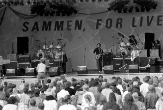 VIDEREF�RTE KJENDISAKTIVISMEN: Sammen for livet gikk av stabelen i Norge i 1985, etter m�nster fra Geldof. 
FOTO: Henrik Laurvik / NTB / SCANPIX