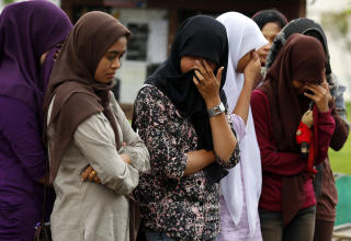 SEKUL�RE PARTIER FOR SHARIA: Golkar-partiet, det gamle partiet til president Suharto, har ogs� innf�rt sharialover regionalt, i et populistisk fors�k p� stemmesanking. Foto: REUTERS/Beawiharta