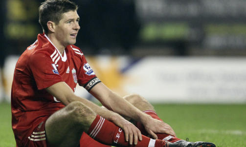 P� ROMPA: Steven Gerrard og Liverpool fikk bare med seg ett poeng fra Wolverhampton i dag. Foto: REUTERS/Darren Staples