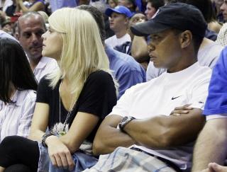 VAR P� BES�K: Tiger Woods har v�rt p� et behandlingssenter for sexavhengige. Kona Elin Nordegren har v�rt p� bes�k p� senteret. Foto: SCANPIX