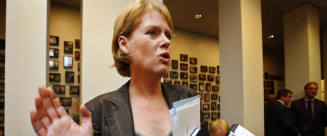 - Frp vil rasere dagens skoler