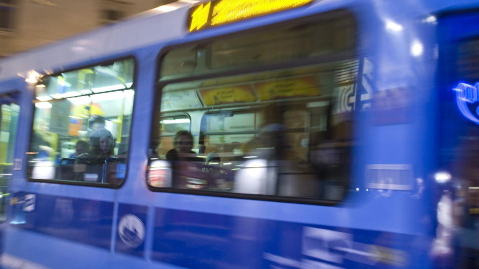 127 KOLLISJONER: Over en tre�rsperiode har det v�rt 127 kollisjoner med trikker i rundkj�ringer i Oslo. Foto: H�KON EIKESDAL
