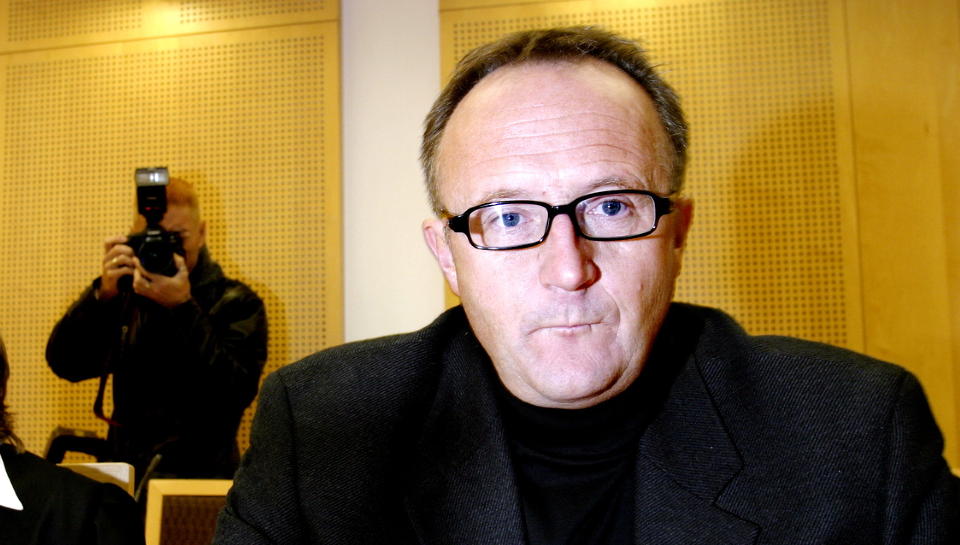 SKAL SKILLES: Odd Johan Nelvik har som Se og H�r-redakt�r st�tt bak utallige oppslag om samlivsbrudd i norsk kjendisliv. N� skal han selv skilles etter nesten 30 �rs ekteskap. Foto: Kristin Svorte/Dagbladet