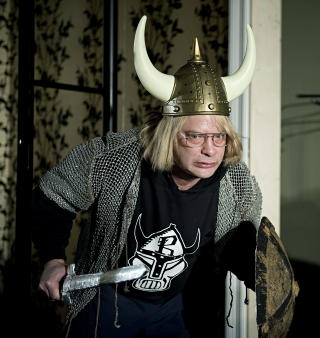 G�R INN I ROLLEN: Alt tyder p� at Gulbranssen er sv�rt opptatt av spillet sitt. Foto: Erik Aavatsmark
