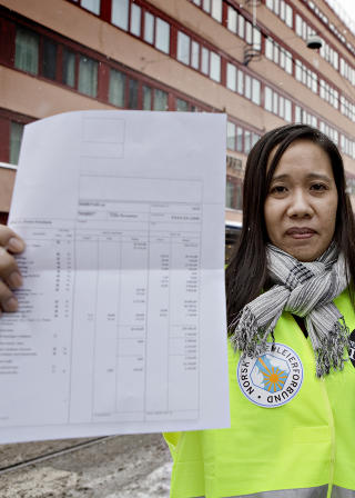 F�R 53 000 MINDRE: Sykepleier Ronali Catalon (40) tjener 53 000 under minstel�nn
Foto: Lars Eivind Bones / Dagbladet