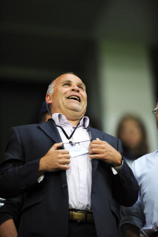 FORVENTER 10 000 TILSKUERE: Men Ingebrigt Steen Jensen tror ikke United-fansen vil v�re i flertall p� Fornebu.    Foto:  Erik Berglund / Dagbladet