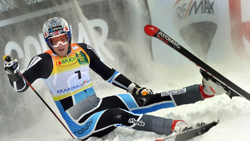 BLOGGER: Aksel Lund Svindal kj�rte ut i dagens slal�mrenn. IOKs bloggregelverk ser ogs� ut til � legge opp til en utkj�ring eller to for bloggende ut�vere i l�pet av Vancouver-OL. Foto: AFP PHOTO/ HRVOJE POLAN/Scanpix