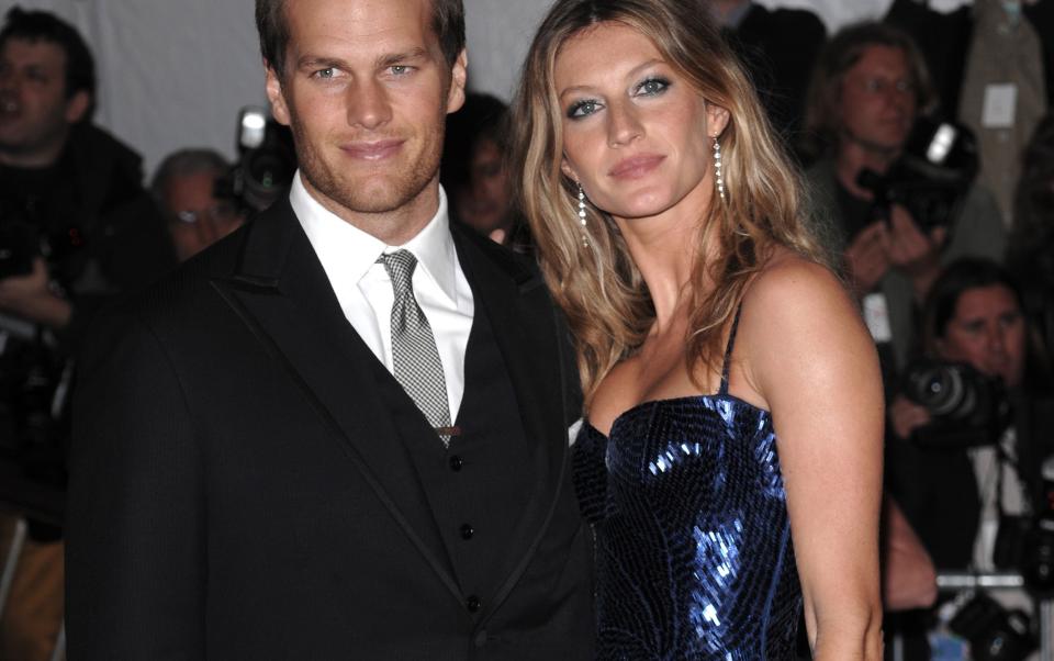 N� ER DE FORELDRE: Modell Gisle B�ndchen og amerikansk fotballspiller Tom Brady. Foto: SCANPIX/AP Photo/Evan Agostini