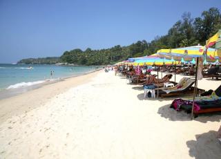 SURIN BEACH: Blir kalt �bryllupsstranden�. Hvit og vakker. Foto: Mai-Britt Sverd