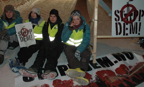 VIL HA �PNE PROSESSER: Milj�bevegelsen.Foto: Carl Fredrik Salicat