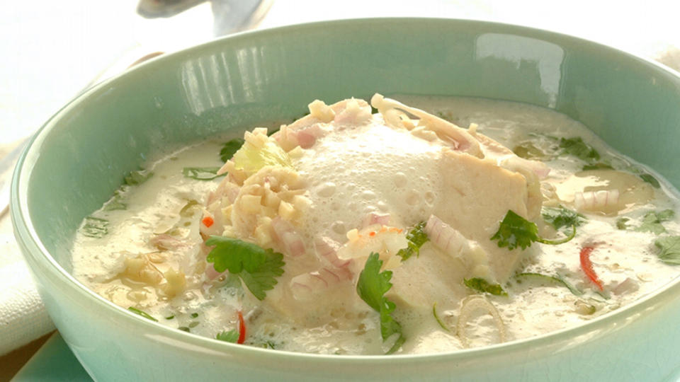 KOKOSSUPPE: Det er mange som har lagt sin elsk p� den thailandske suppen tom kha gai.  Foto: Astrid Hals/frukt.no