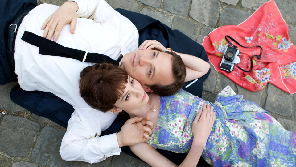 OSCAR-NOMINERT: Jenny (Carey Mulligan) forelsker seg i den langt eldre David (Peter Sarsgaard) i �An Education�, regissert av danske Lone Scherfig, som er nominert til Oscar for beste film.