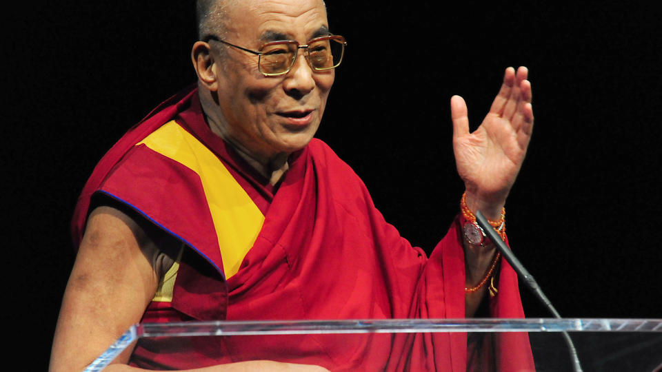 OBAMA-M�TE: At Obama i l�pet av m�neden vil m�te Dalai Lama �ker utvilsomt spenningen mellom USA og Kina, etter at Beijing advarte Obama-administrasjonen mot � gj�re det. Foto: AFP PHOTO / William WEST/SCANPIX