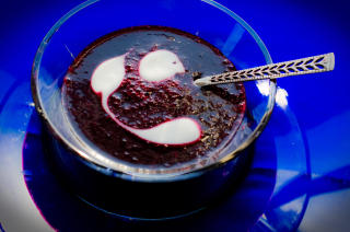 LUN OG DEILIG: Skogsb�rsuppe. Foto: H�kon Eikesdal
