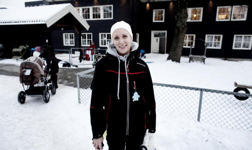 TRUES MED UTKASTELSE: Stomperud barnehage i L�renveien i Oslo trues med utkastelse fordi Tollefsen ikke betaler regningene. Lisa Thorsen (32) som har to barn i barnehagen, fortviler. - Jeg trodde vi var kvitt Tollefsen i sommer, sier hun. Foto: SVEINUNG U. YSTAD/Dagbladet
