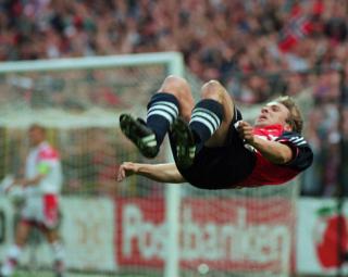 FORN�YD: Jahn Ivar Mini Jakobsen har scoret mot Danmark selv. Han tror Norge med litt flaks og god form kan vinne gruppa.Foto: SCANPIX