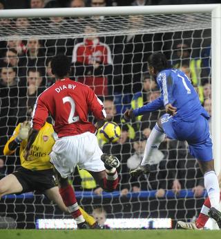 DR�MMER OM DROGBA: Solheim mener Arsenal skulle hatt en spiss som Didier Drogba. Foto: AP/PA, Rebecca Naden