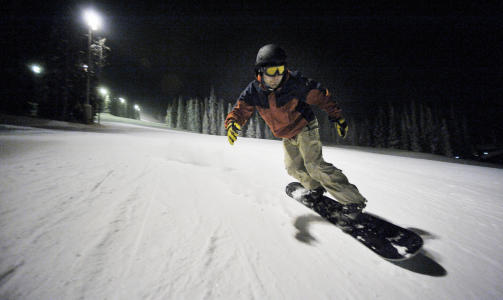  P� SNOWBOARD:   Per �yvind Haugen (fra Bergen) mener at Kvitfjell  har mange valgmuligheter i l�ypeniv�er, og passer for alle ferdighetsniv�er. Foto: John Terje Pedersen