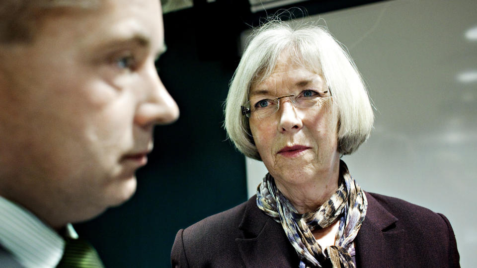 BEKLAGET: Robert Michael Aconcha-Kohn d�de under polititransport fra Ansgar hotell i 2004. N� er det bestemt at hans s�nn skal f� 600 000 kroner i erstatning. Justisminister Knut Storberget m�tte i ettermiddag Siw Warstedt, avd�des mor. Foto: Nina Hansen
