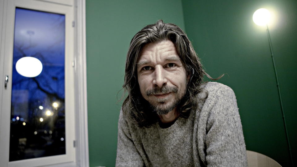 SEXUELLE SKILDRINGER: Karl Ove Knausg�rd legger ikke fingrene mellom n�r han skal skildre sine egne seksuelle opplevelser som l�rervikar p� Senja i S�r-Troms. Foto: Lars Eivind Bones