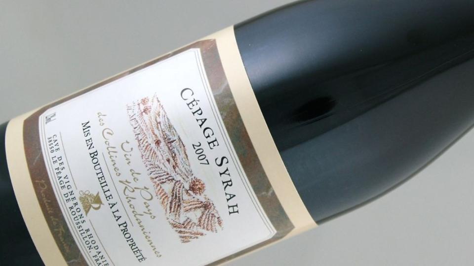 UEIKET: C�page Syrah er ikke fatlagret og har f�tt seks m�neders flaskemodning f�r salg. Foto: Arnie Stalheim