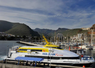 LA GOMERA: Fred Olsen Express i San Sebastian p� La Gomera.