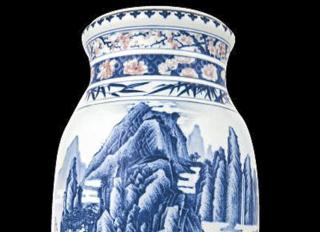 ET FUNN: Quing vase p� auksjon 11. februar.  Foto: Dukes auksjonshus