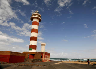 FUERTEVENTURA: Faro del Toston ved ved fiskerlandsbyen Cotillo.  Foto: John Terje Pedersen