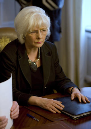 - VIL PRESENTERE NYTT FORSLAG: Den islandsk regjeringen med statsminister Johanna Sigurdardottir i front vil if�lge Financial Times legge fram et nytt forslag om tilbakebetaling av gjeld innen f� dager. Foto: REUTERS/Ingolfur Juliusson/SCANPIX