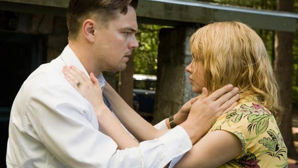 PSYKOTHRILLER: Leonardo DiCaprio og Michelle Williams i en scene fra Martin Scorseses nye film som har premiere f�rstkommende fredag. Foto: Filmweb