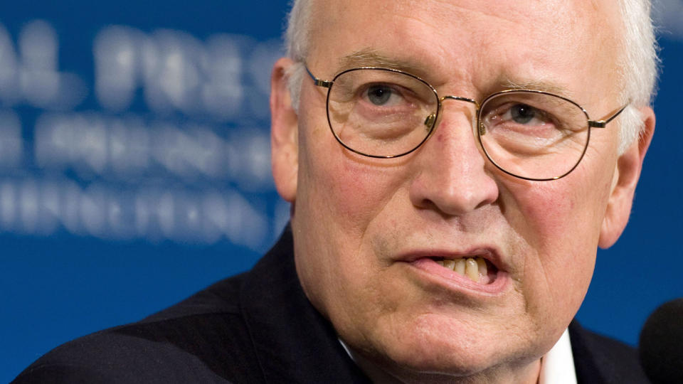 I ORDKRIG: Dick Cheney og Joe Biden er dypt uenige om USAs terrorpolitikk. Foto: AFP PHOTO/SAUL LOEB/SCANPIX