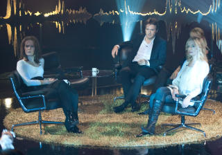 HOS SKAVLAN: Norske Hege Sch�yen og svenske Maria Lundqvist deltok nylig i �Skavlan� for � fortelle om rollebyttet. Det er n� avlyst. Foto: Stella Pictures