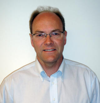 ST�R OVERFOR UTFORDRING: Magnar Sekse, leder for vann- og avl�psetaten i Bergen innser at han kan f� store utfordringer med � levere vann til alle bergenserne i m�nedene framover. FOTO: Bergen Kommune