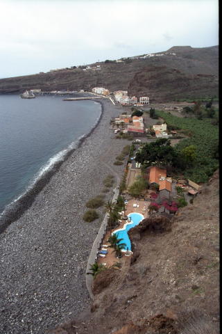 La GOMERA:  Playa de Santiago ved fiskerlandsbyen med samme navn. Foto: Geir B�lstad